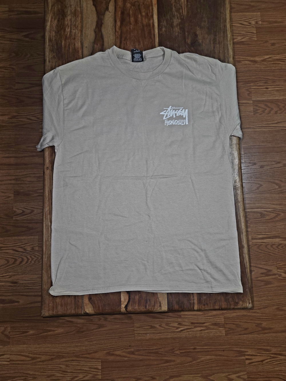 Stussy Honolulu Men's Beige (Clay) Colored Graphic Tee - Picture 6 of 6